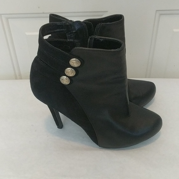 Size 8M Guess leather ankle boots - Picture 3 of 5